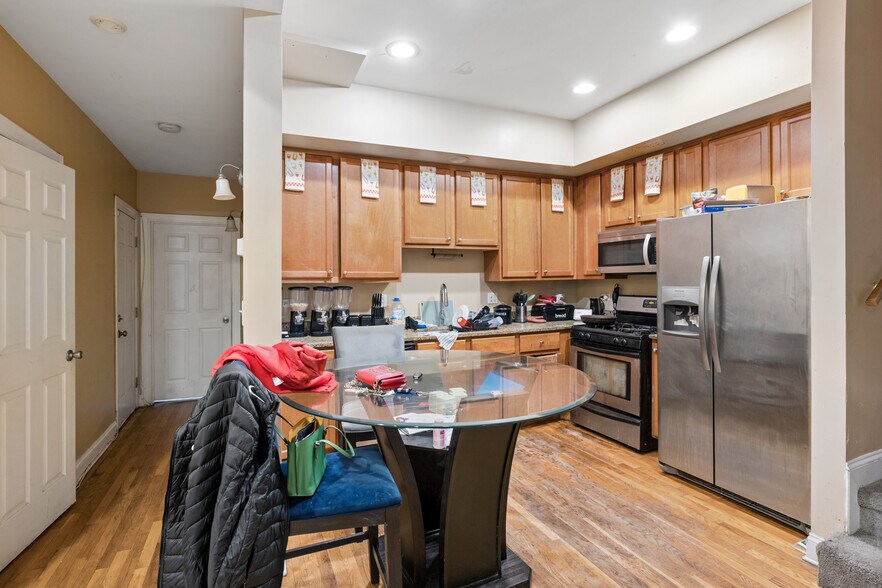 More Photos Of 4601 S Indiana Ave, Chicago Apartments For Sale
