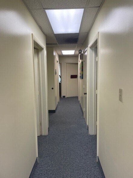 More Photos Of 100 Elden St, Herndon Medical For Sale