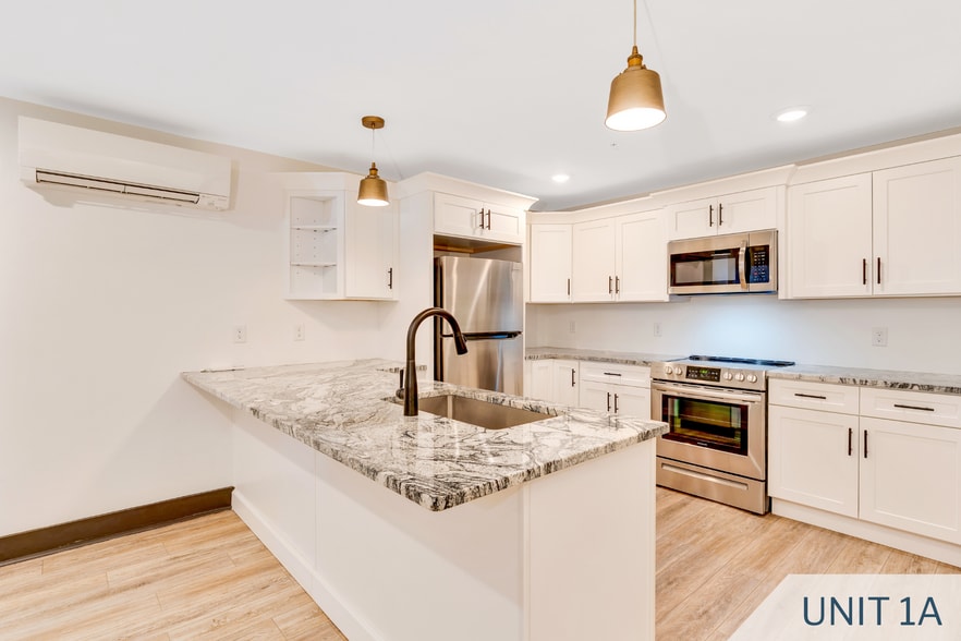 More Photos Of 406 High St, Chattanooga Office Residential For Sale
