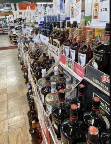 More Photos Of 210 Hilt Rd, Smith River Convenience Store For Sale