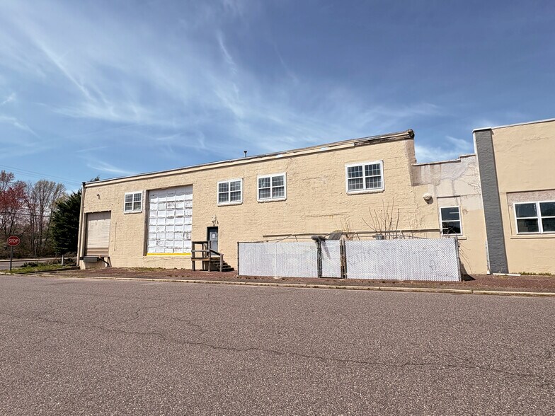 More Photos Of 801 Atlantic Ave, Egg Harbor City Light Distribution For Lease