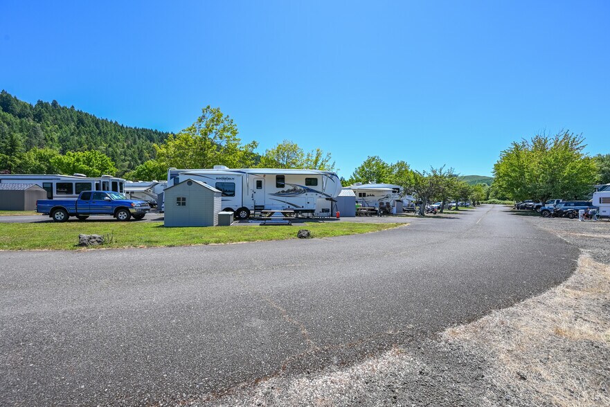 More Photos Of 1120 John Long Rd, Oakland Manufactured Housing Mobile Home Park For Sale