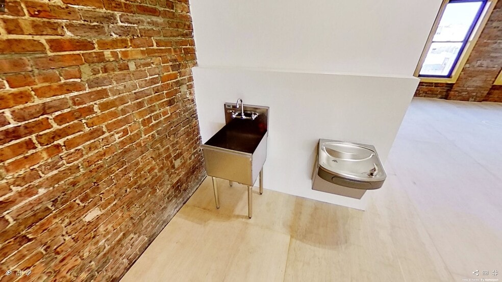 More Photos Of 960 Manhattan Ave, Brooklyn Medical For Lease