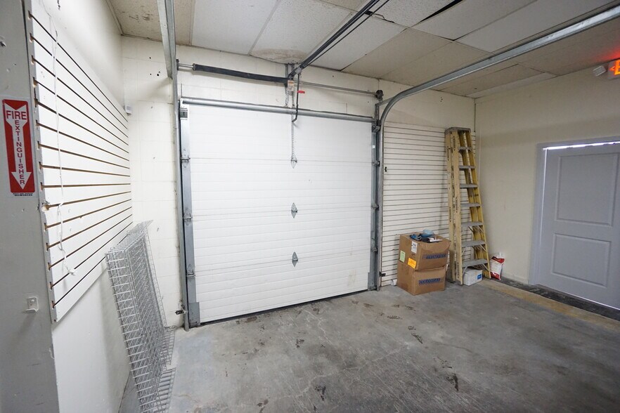 More Photos Of 3001 Main St, Union Gap Freestanding For Sale