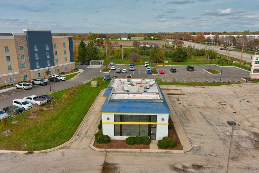 More Photos Of 2625 Rock Creek Blvd, Joliet Fast Food For Sale