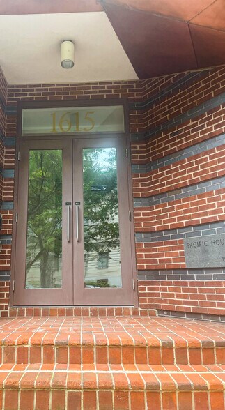 More Photos Of 1615 New Hampshire Ave NW, Washington Office Residential For Sale