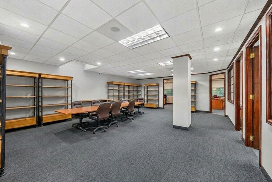More Photos Of 2160 N Central Rd, Fort Lee Office For Lease