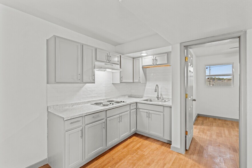More Photos Of 101 S Allen Genoa Rd, South Houston Apartments For Sale