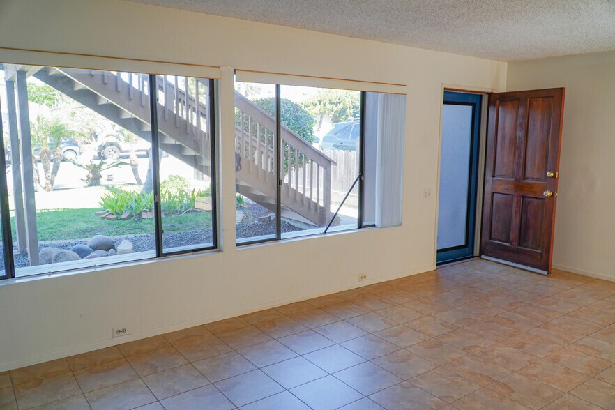 More Photos Of 1141 Reed Ave, San Diego Apartments For Sale