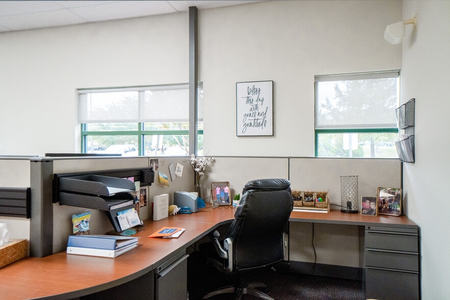 More Photos Of 2500 Discovery Blvd, Rockwall Office For Lease