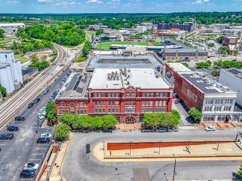 More Photos Of 250-260 Commerce St, Montgomery Medical For Sale