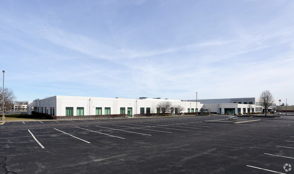 Primary Photo Of 100 Sockanosset Cross Rd, Cranston Office For Lease