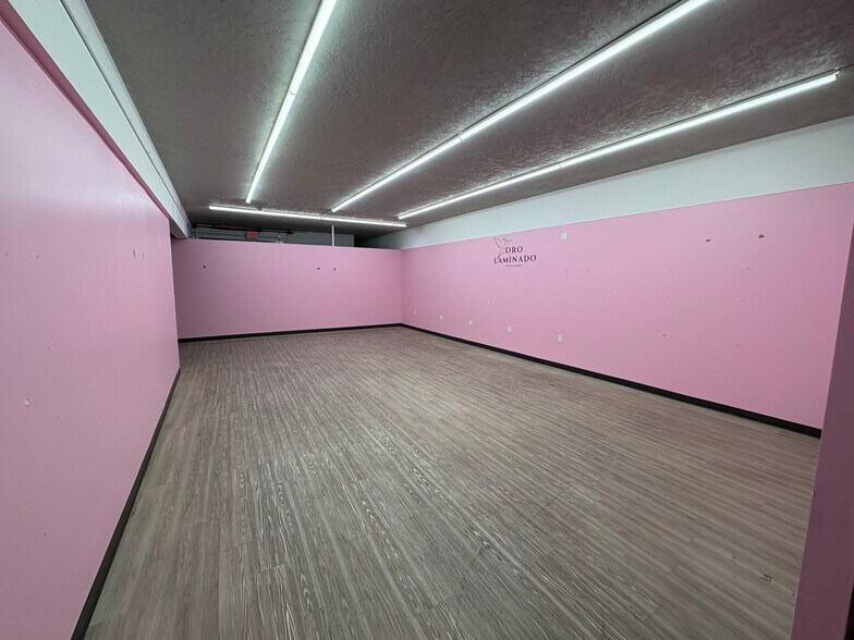 More Photos Of 6800 SW Beaverton Hillsdale Hwy, Portland Freestanding For Lease