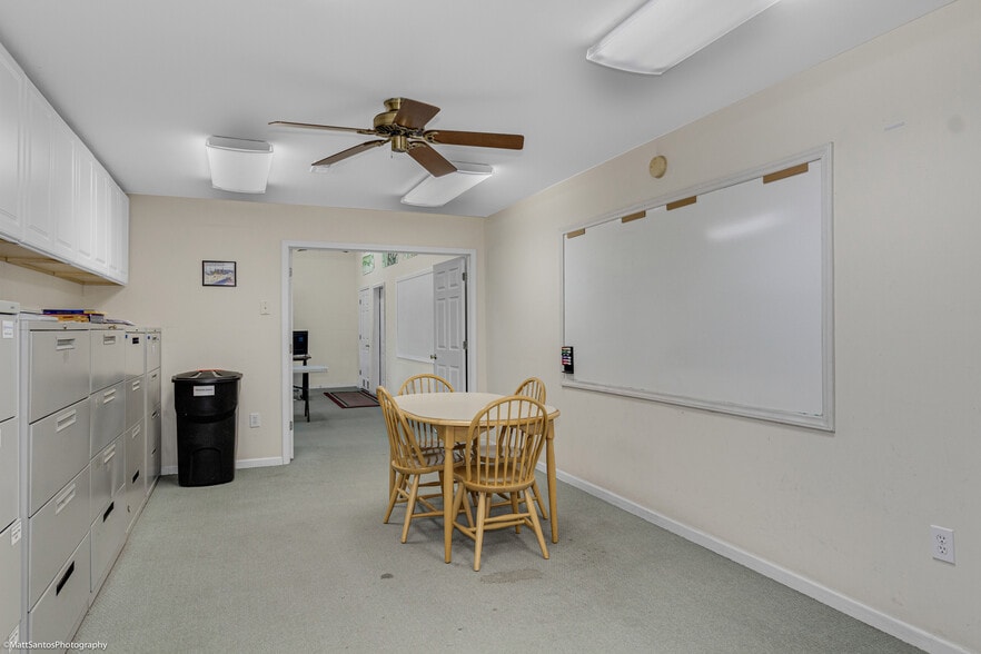 More Photos Of 328 Tiller Dr, Pawleys Island Warehouse For Lease