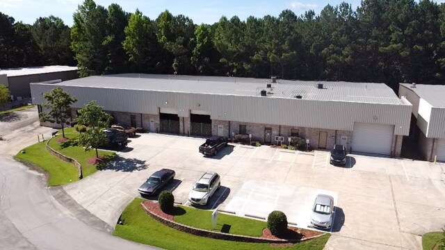 More Photos Of 210 Andrew Dr, Stockbridge Warehouse For Sale