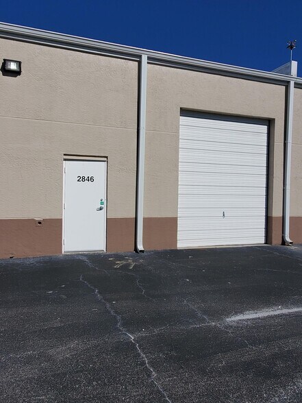 More Photos Of 2840-2854 Manatee Ave E, Bradenton Flex For Sale