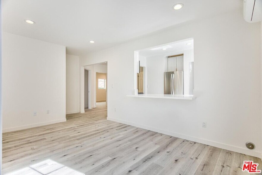 More Photos Of 158 N Edgemont St, Los Angeles Multifamily For Sale