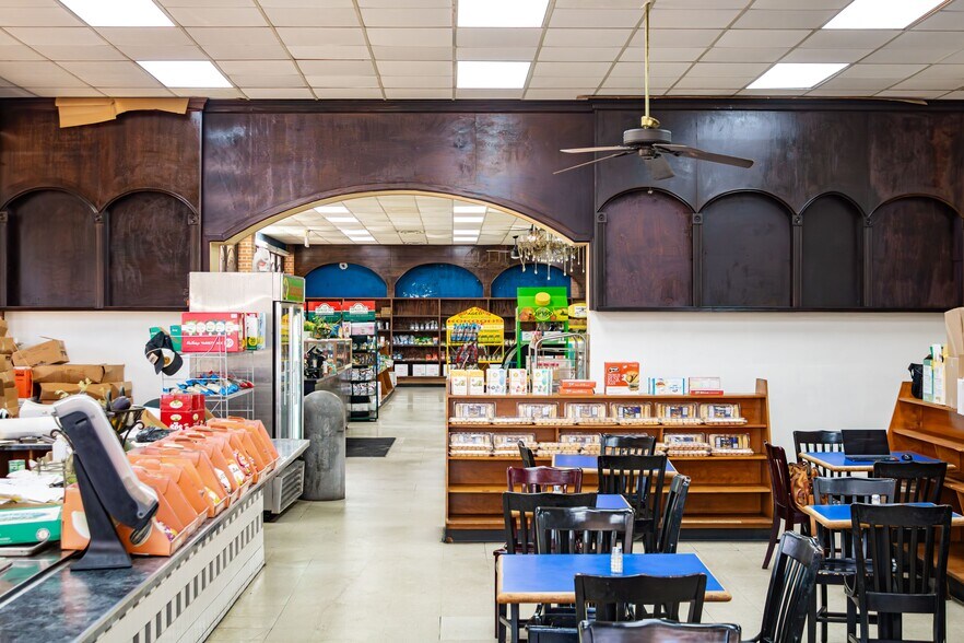 More Photos Of 7333 Hillcroft Ave, Houston General Retail For Sale