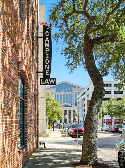 More Photos Of 501 W Bay St, Jacksonville Office For Lease