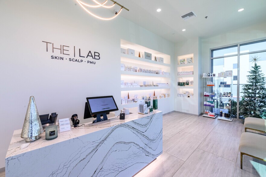 More Photos Of 5770 S Durango Dr, Las Vegas Medical For Sale