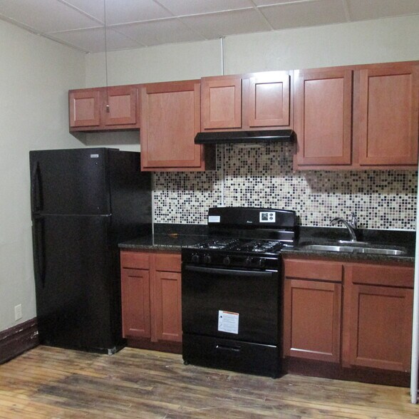 More Photos Of 744 Simon Ave, Saint Paul Apartments For Sale