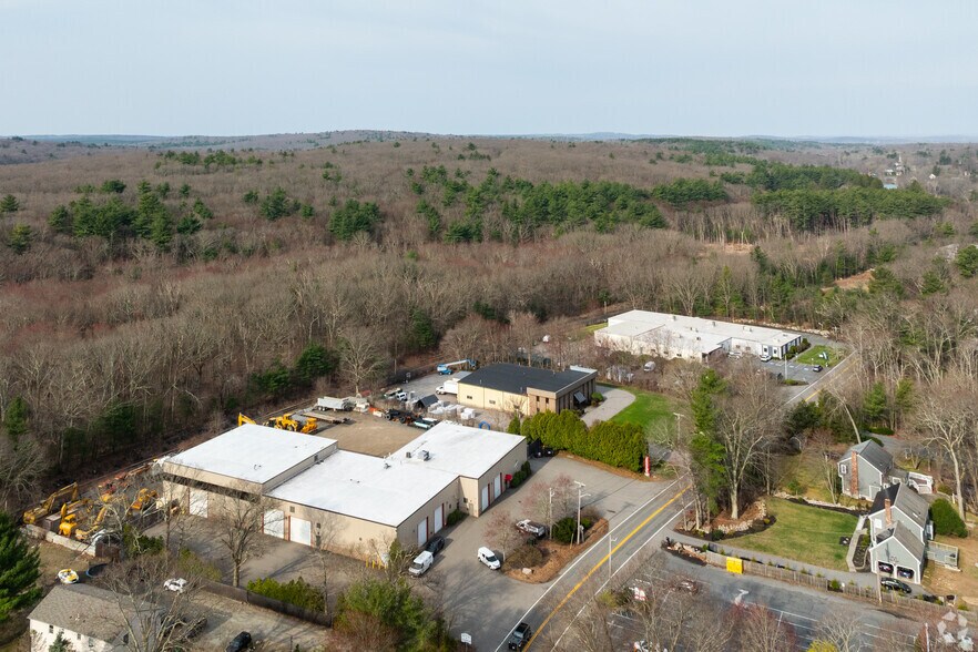 More Photos Of 2 Southville Rd, Southborough Warehouse For Lease