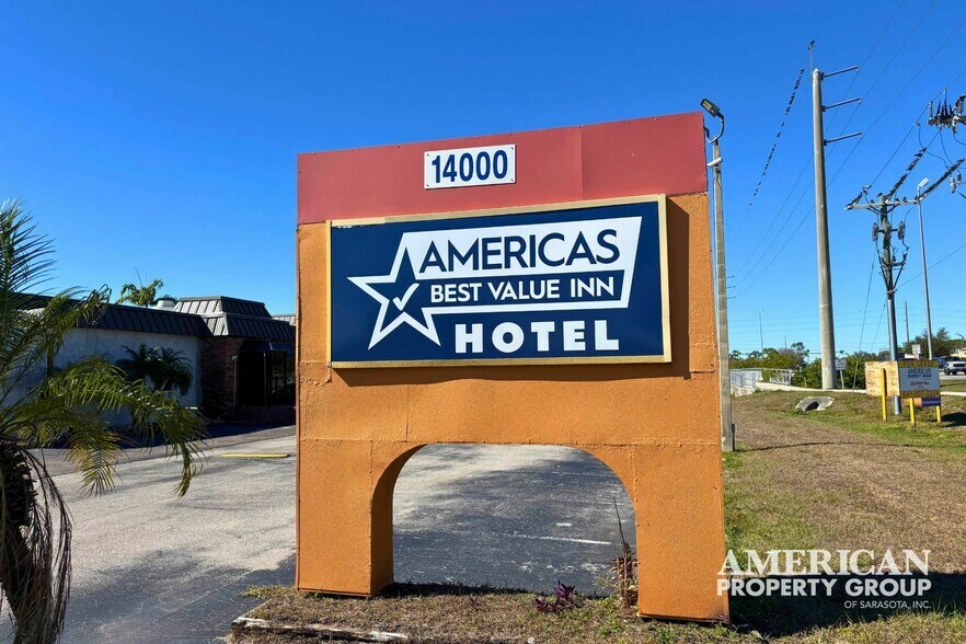 More Photos Of 14000 Tamiami Trl, North Port Hotel For Sale