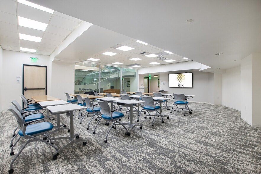 More Photos Of 18881 Von Karman Ave, Irvine Office For Lease