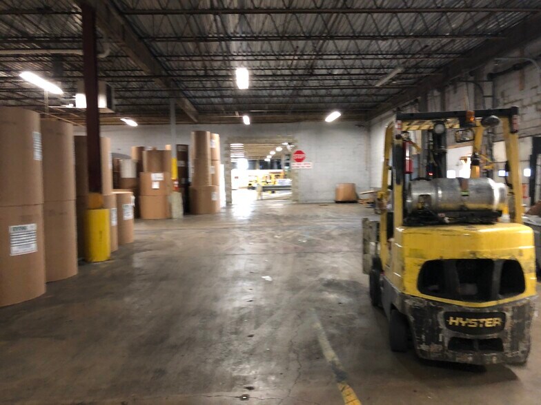More Photos Of 40 Westminster St, Lewiston Warehouse For Lease