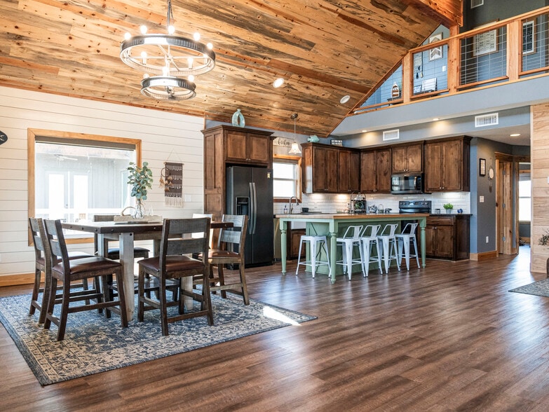 More Photos Of 156 Serenity Loop loop, Glenwood Hospitality For Sale