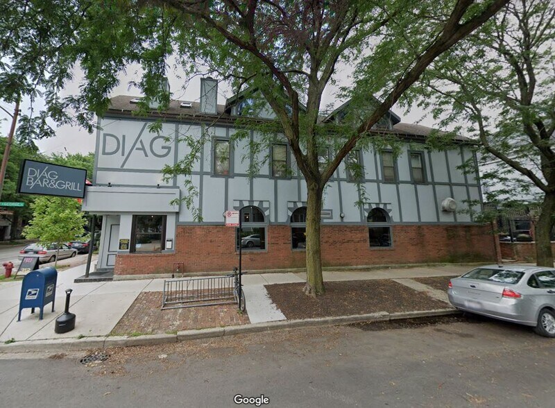More Photos Of 2852-2856 N Southport Ave, Chicago Apartments For Sale