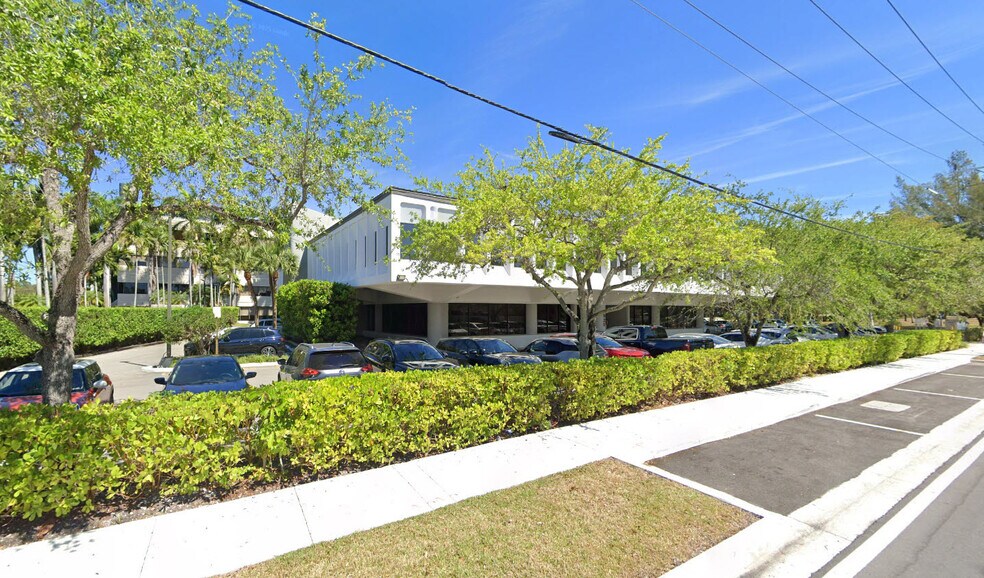 More Photos Of 8925 SW 148th St, Palmetto Bay Loft Creative Space For Lease