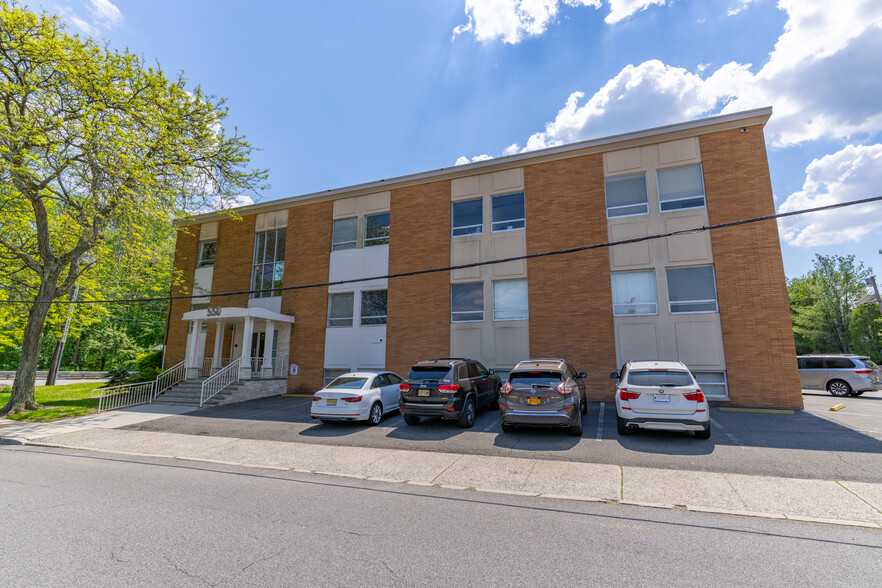 Primary Photo Of 550 Sylvan Ave, Englewood Cliffs Office For Lease