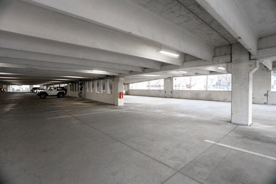 More Photos Of 4601 Washington Ave, Houston Office For Lease