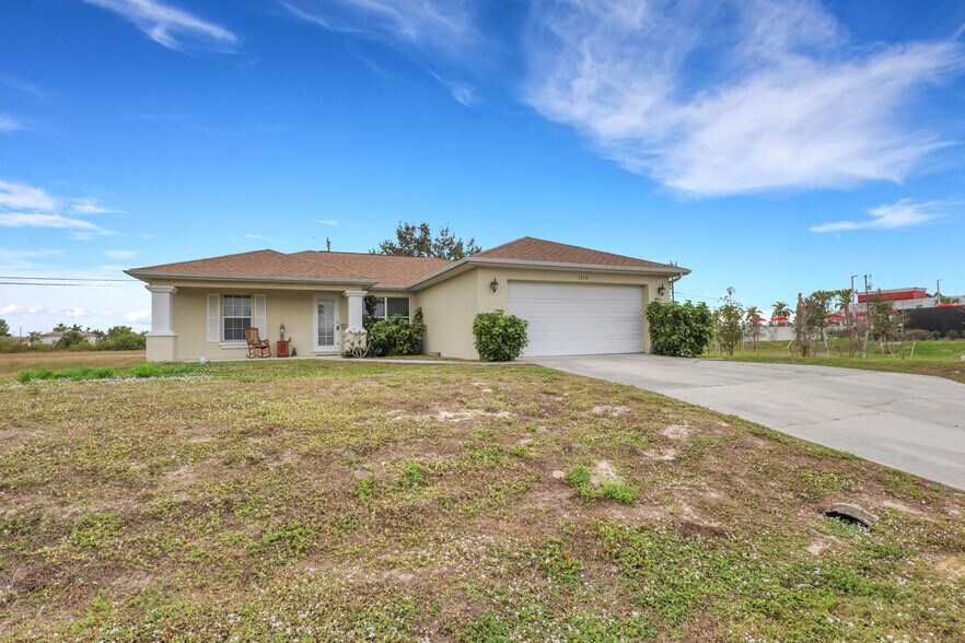 More Photos Of 1624 Kismet Pky E, Cape Coral Office For Sale