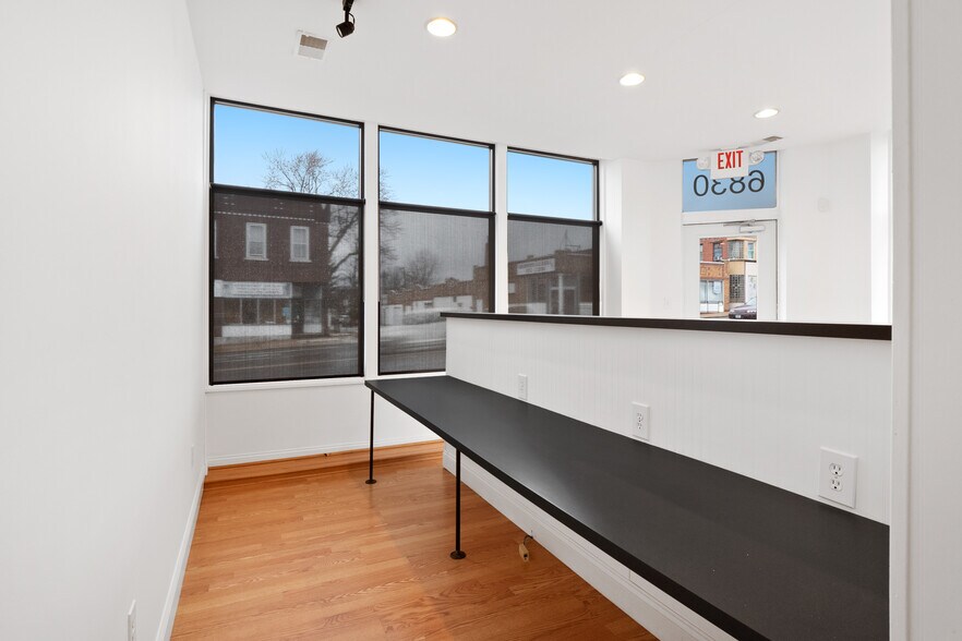 More Photos Of 6830 Gravois Ave, Saint Louis Storefront Retail Office For Lease