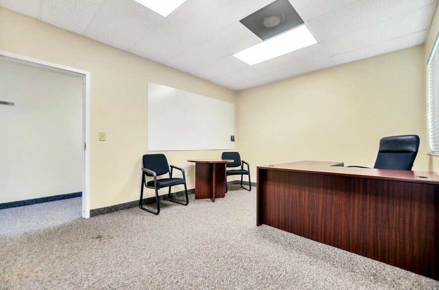 More Photos Of 829 W Martin Luther King Blvd, Tampa Medical For Lease
