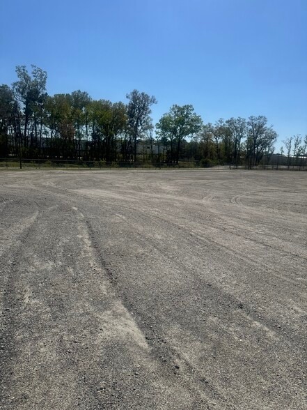 More Photos Of 165 Distribution Drive, Pooler Land For Lease