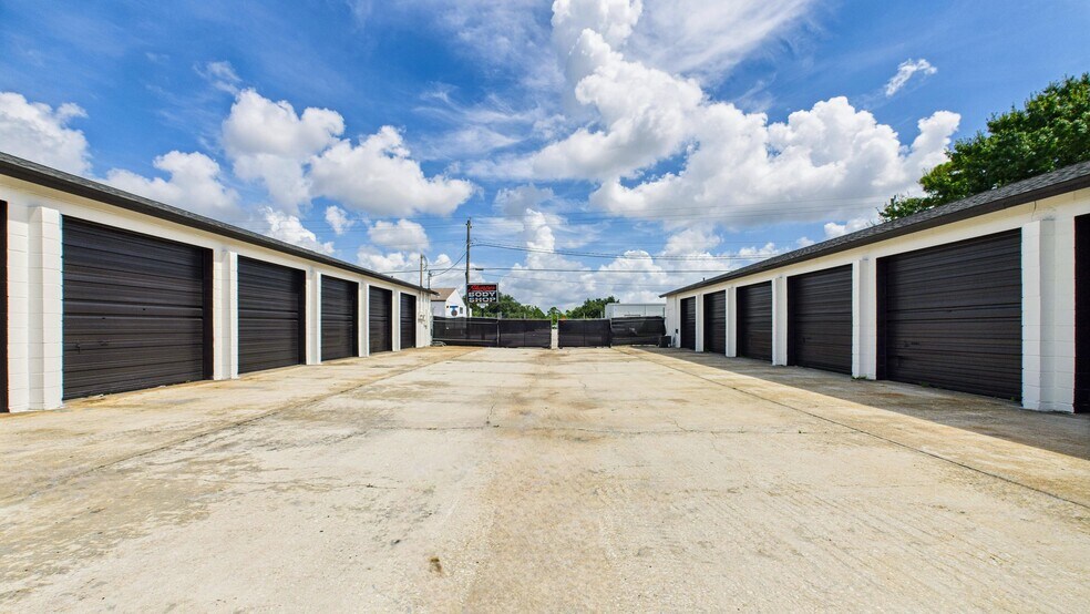 More Photos Of 7731 Industrial Rd, Melbourne Industrial For Sale