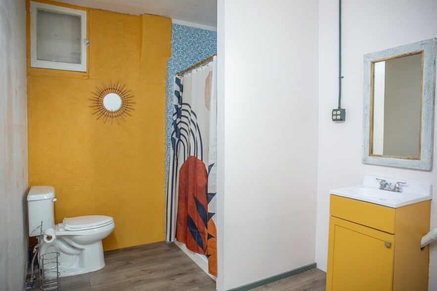 More Photos Of 113 Colorado ave, Stratton Office For Sale