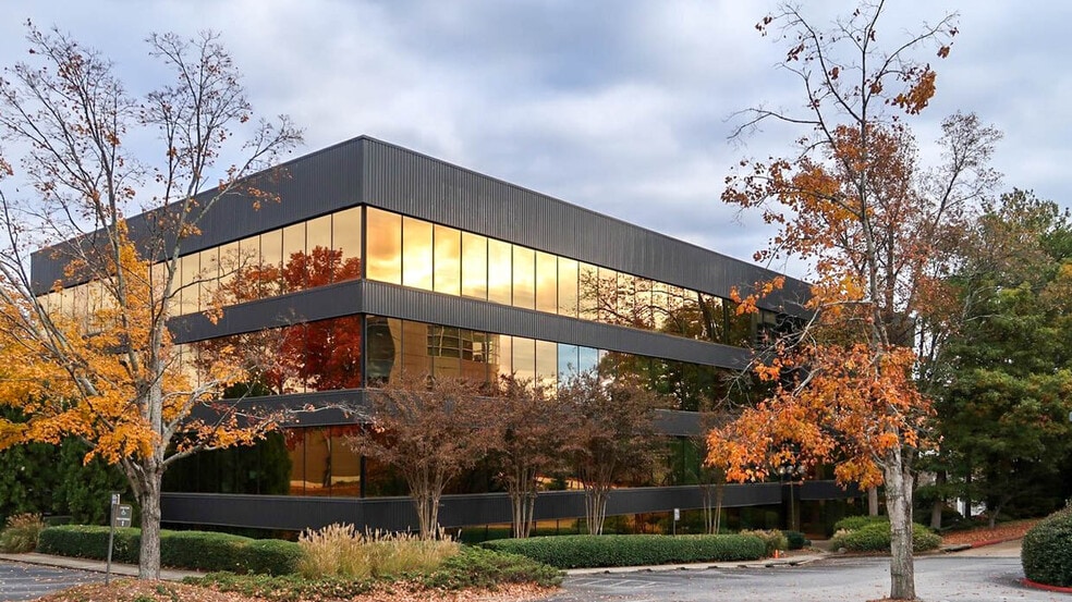 More Photos Of 1945 The Exchange SE, Atlanta Office For Sale