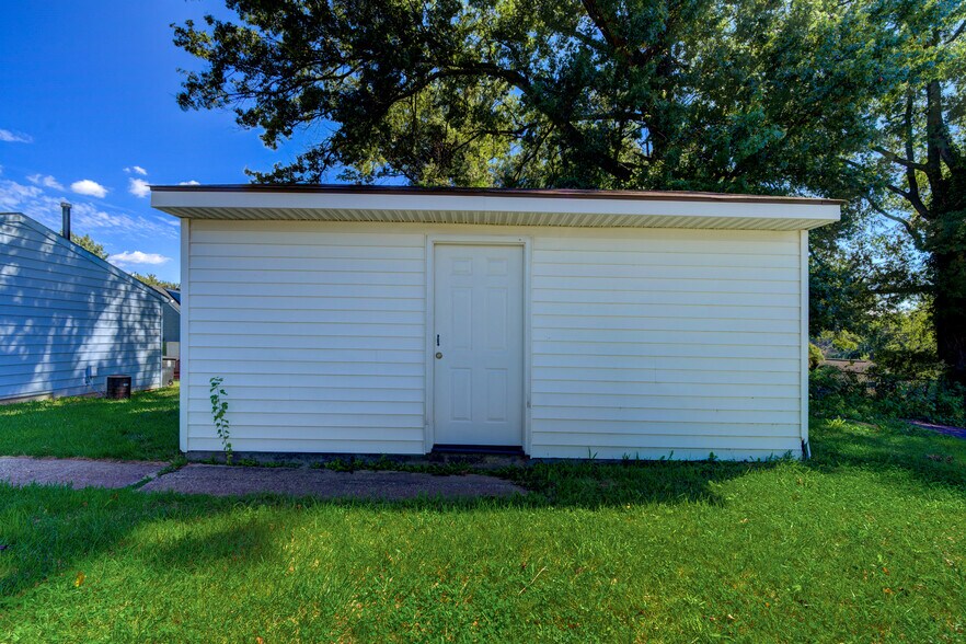 More Photos Of 4410 74th Ave, Hyattsville Medical For Lease