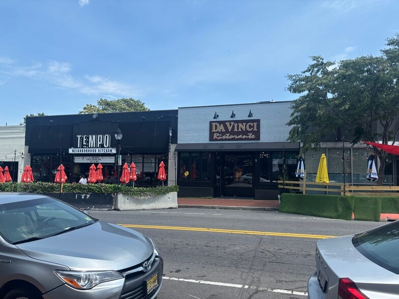 More Photos Of 474-484 Moody St, Waltham Storefront For Sale