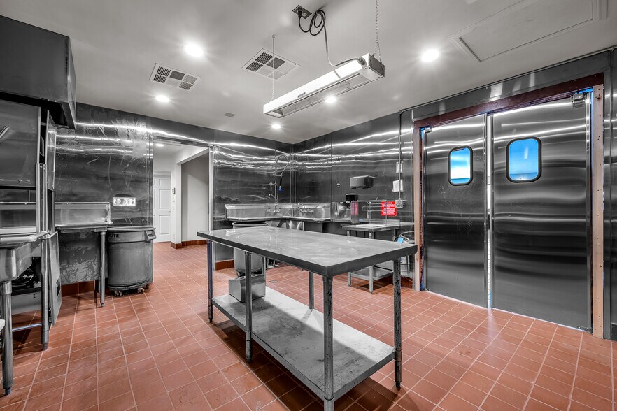 More Photos Of 658 Lebec Rd, Lebec Restaurant For Sale