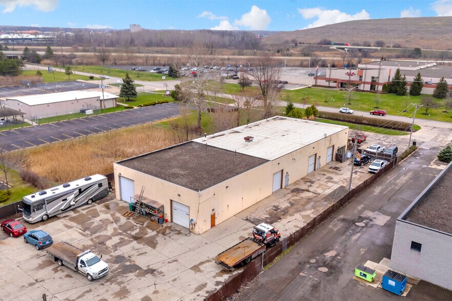More Photos Of 16550 Racho Rd, Taylor Warehouse For Sale