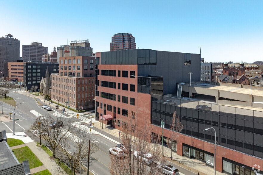 More Photos Of 1 Audubon St, New Haven Office For Lease