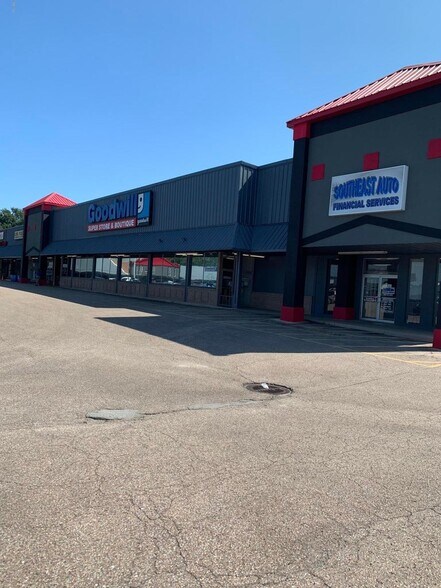 More Photos Of 12100 Highway 49, Gulfport Storefront For Lease