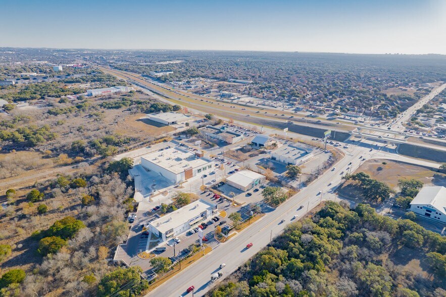 More Photos Of 9955 Braun Rd, Helotes Medical For Sale