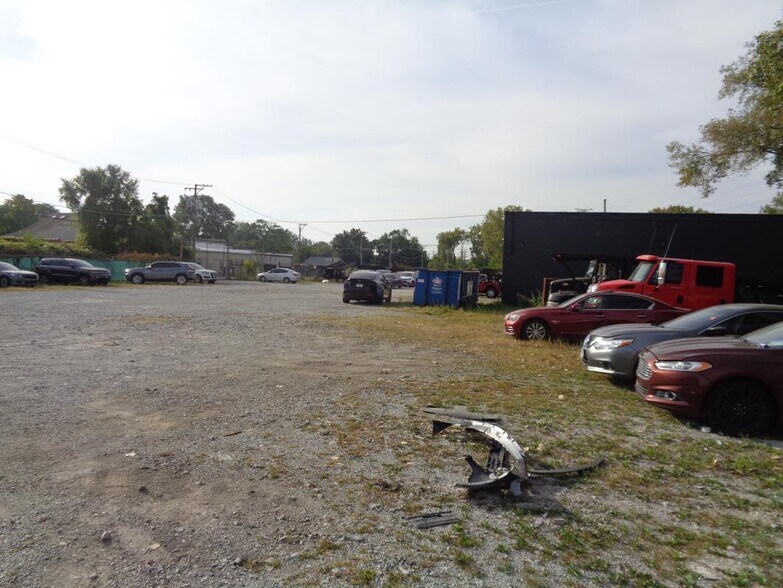 More Photos Of 11629 Green st, Chicago Industrial For Sale