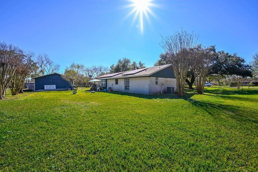 More Photos Of 18910 Carrot St, Spring Trailer Camper Park For Sale